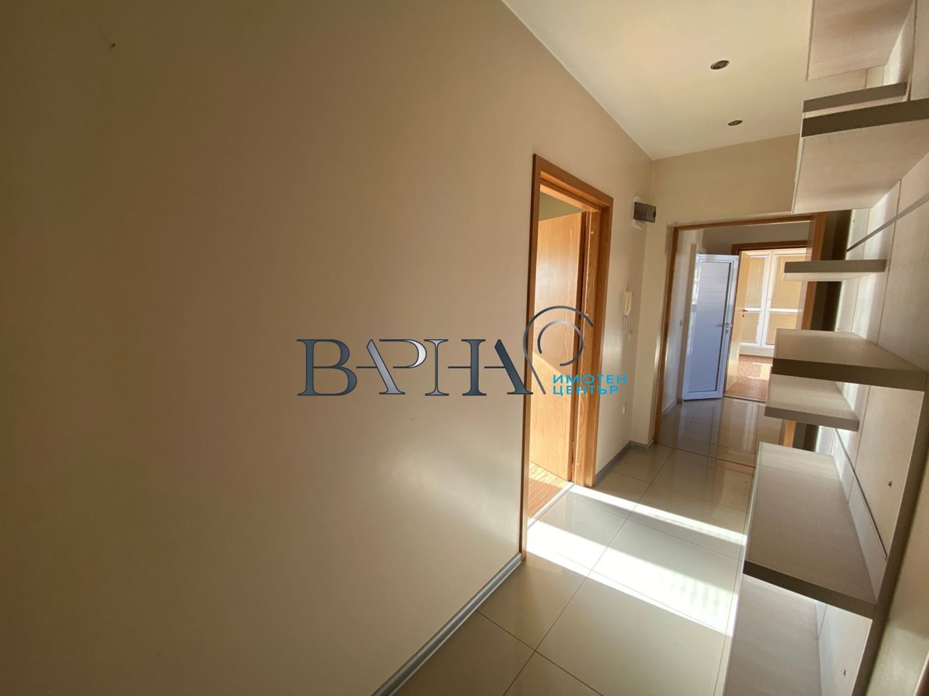 4-стаен - Варна, Погребите - 0