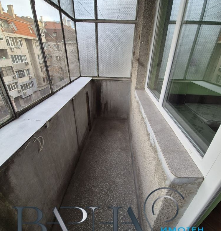 3-стаен - Варна, Колхозен пазар - 0