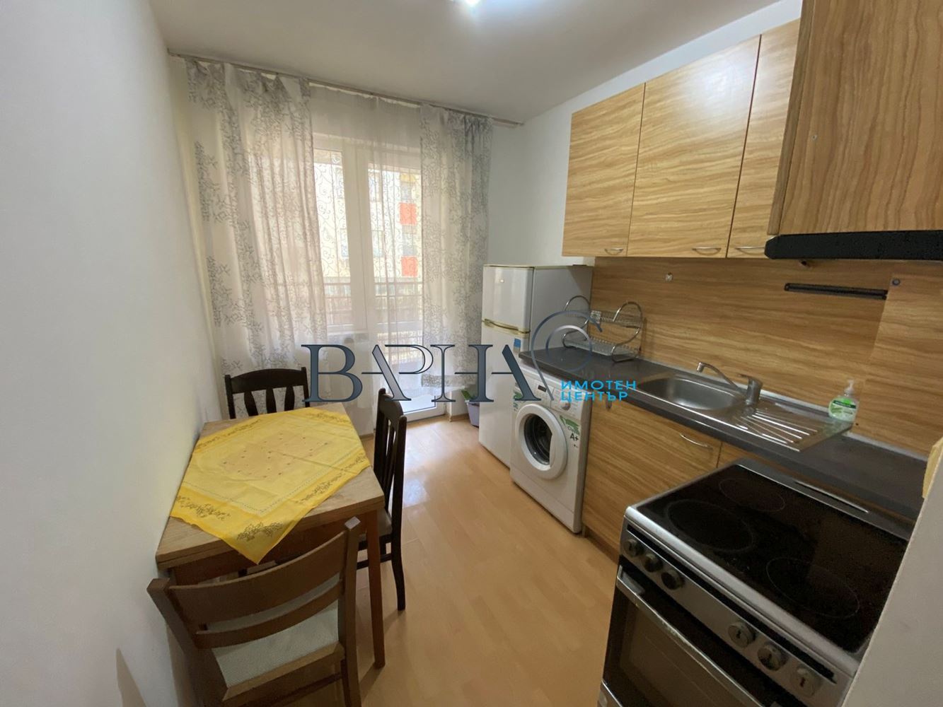 2-стаен - Варна, Лятно кино Тракия - 0