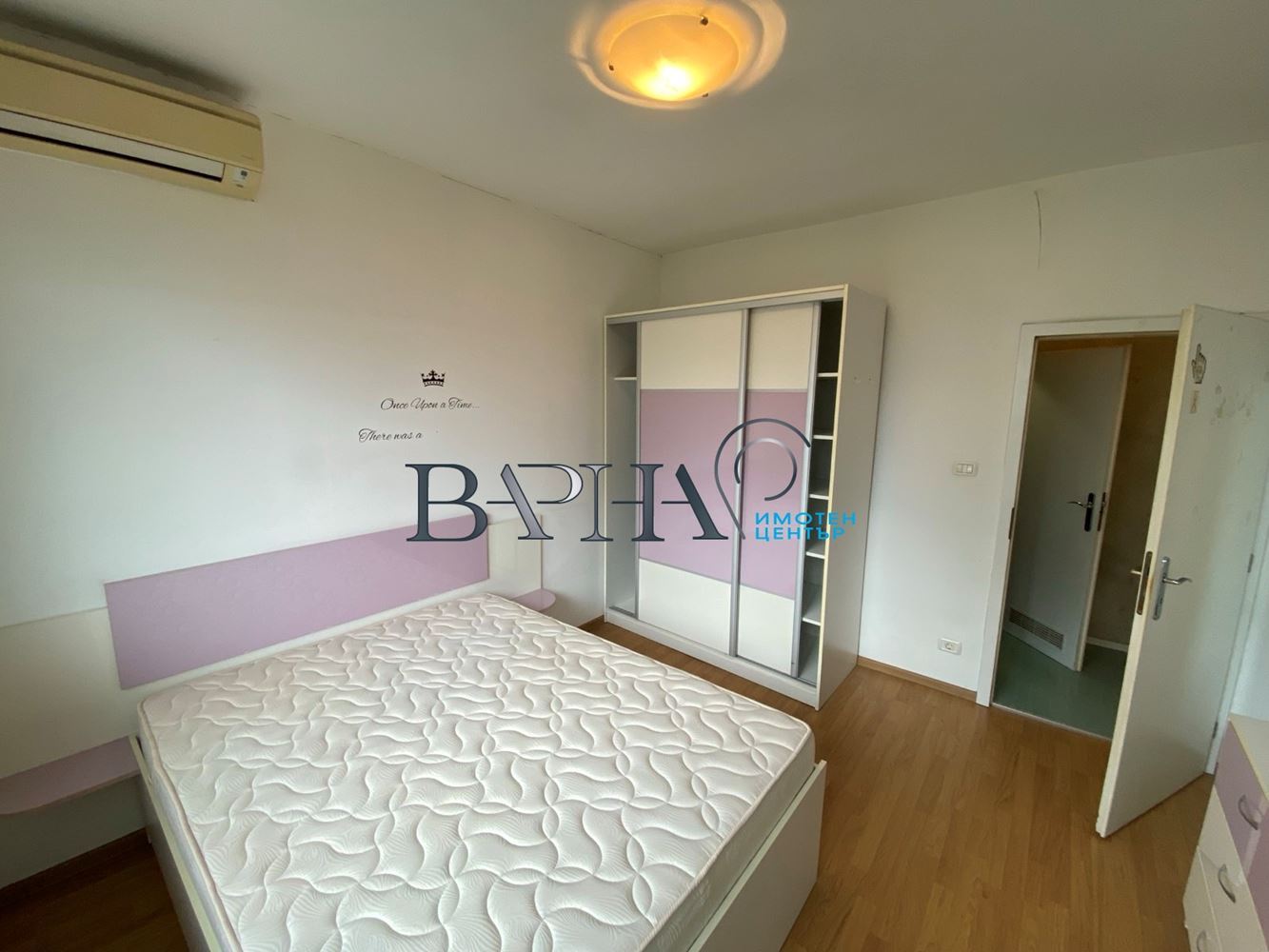 Продава Тристаен Апартамент Панелен Блок Трошево - 0