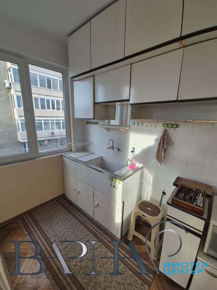 3-стаен - Варна, Колхозен пазар - 0