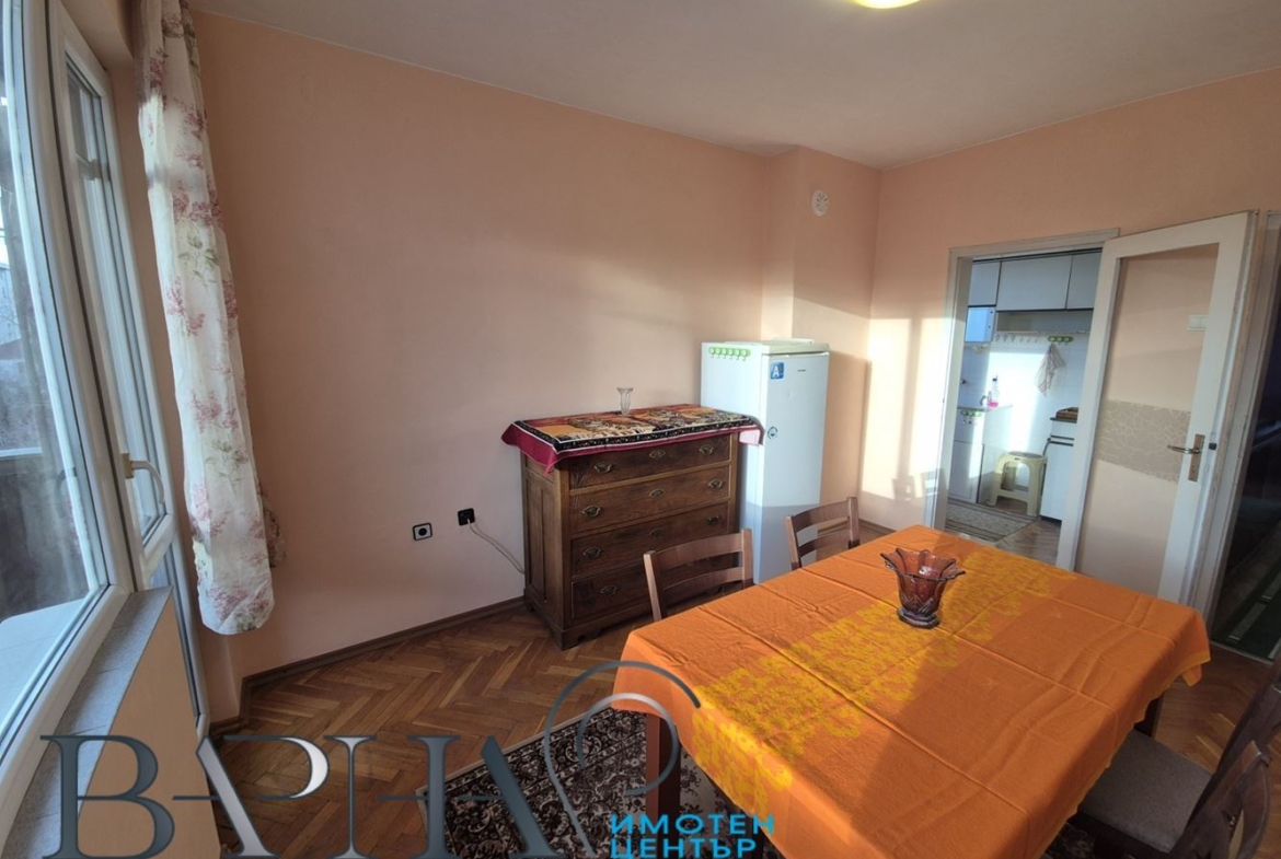 3-стаен - Варна, Колхозен пазар - 0