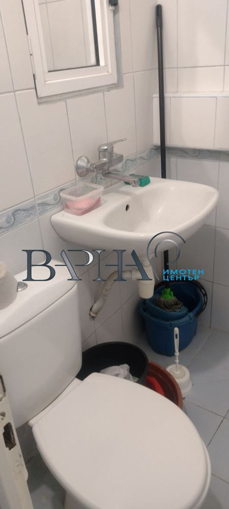 Продава Гарсониера След Ремонт в кв. Владиславово - 0