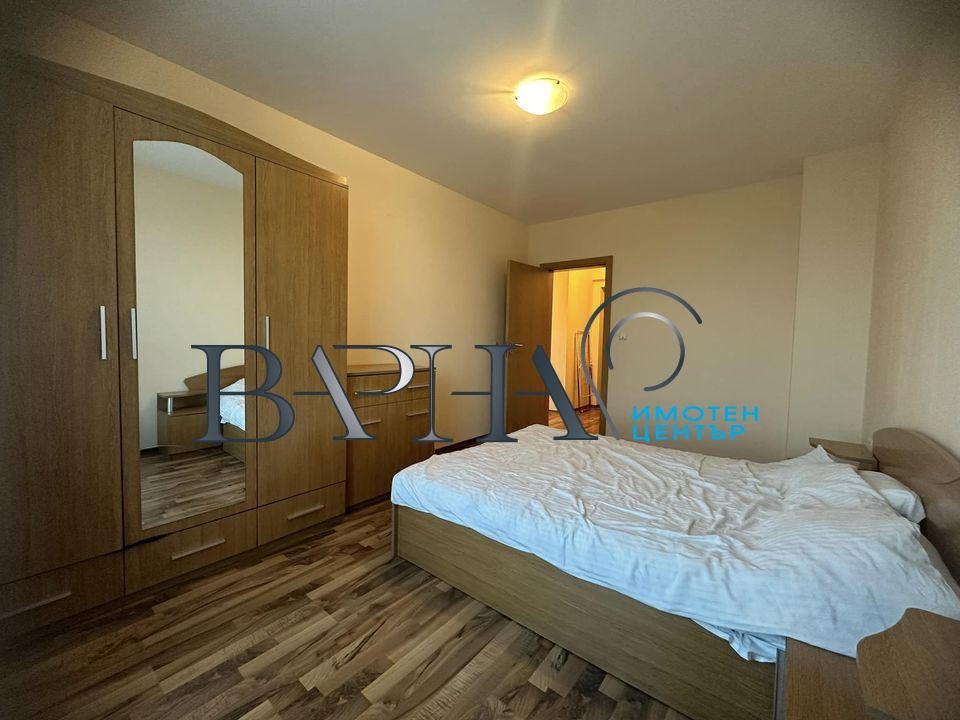 Продава Двустаен Апартамент с Паркомясто - 0