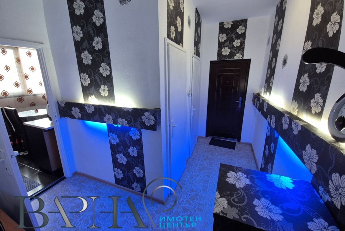 2-стаен - Варна, Възраждане 3 - 0