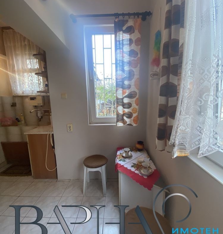 2-стаен - Варна, Гръцка махала - 0