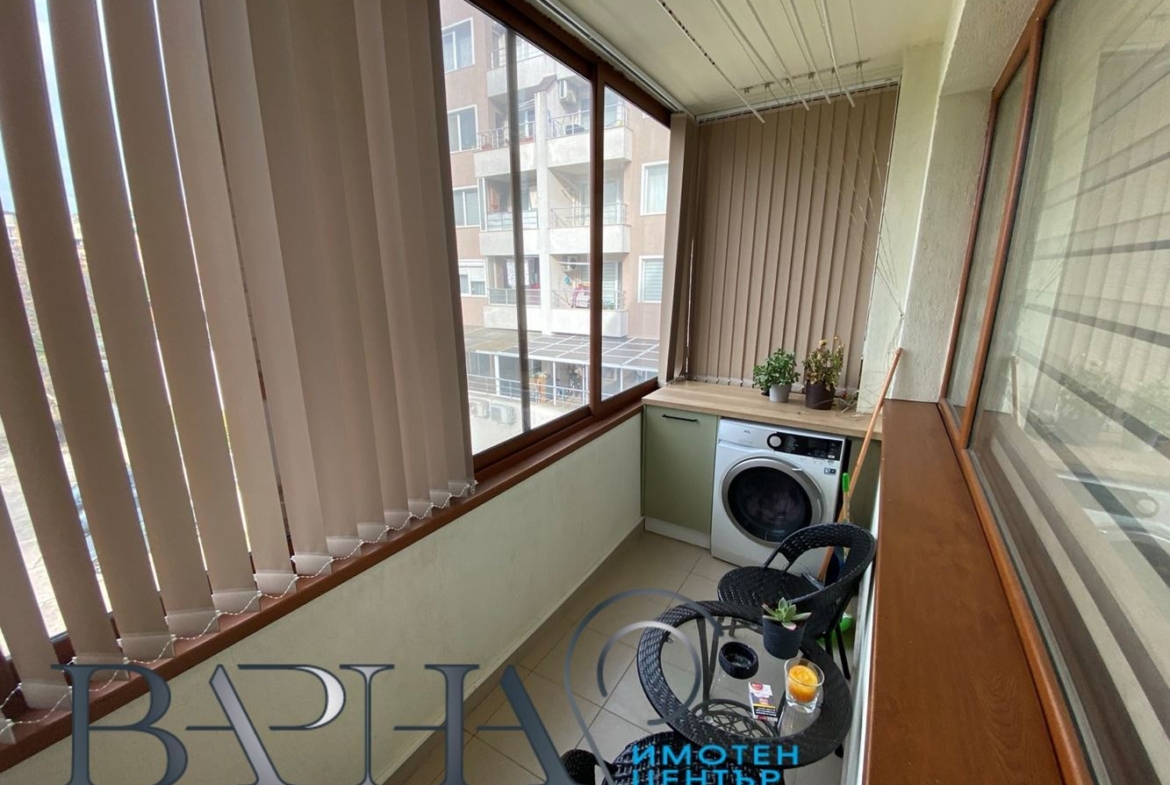 Отдава Под Наем Обзаведен Апартамент с Двойно Паркомясто Възраждане 1 - 0