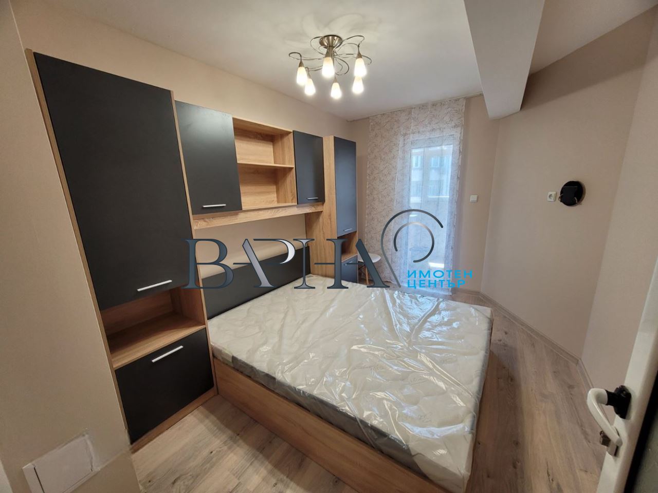 Под Наем Тристаен Обзаведен Апартамент - 0