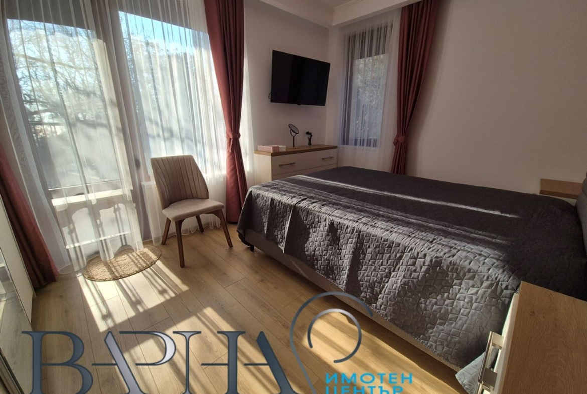 2-стаен - Варна, к.к. Св.Св. Константин и Елена - 0