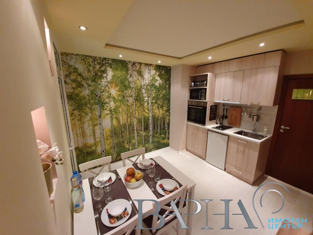 2-стаен - Варна, Базар Левски - 0