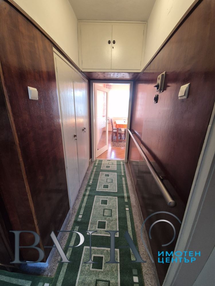 3-стаен - Варна, Колхозен пазар - 0