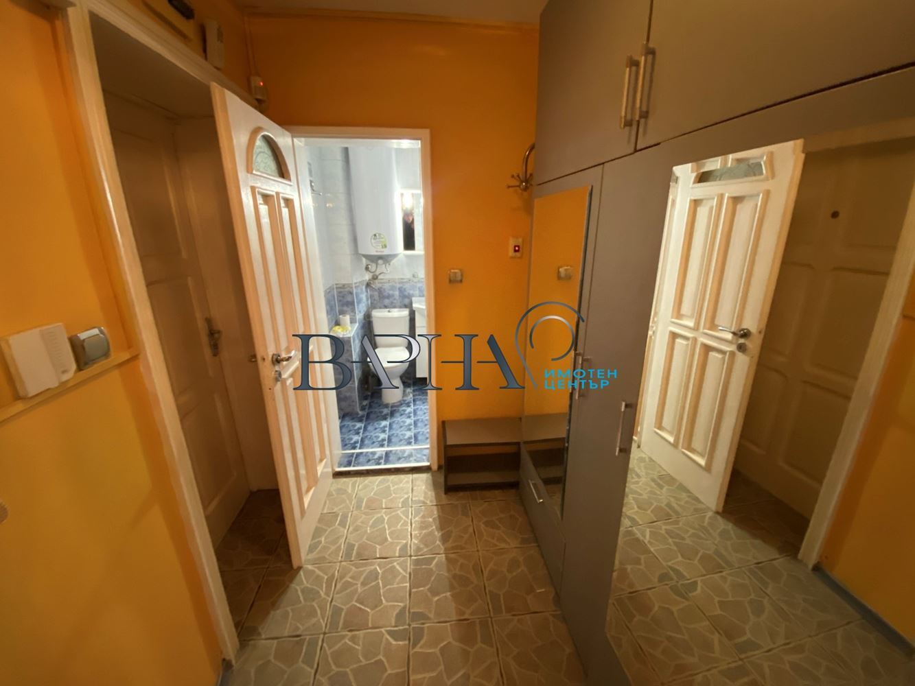 2-стаен - Варна, Генералите - 0