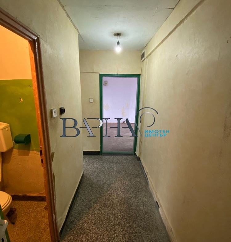 Левски Спалня Хол Кухня - 0