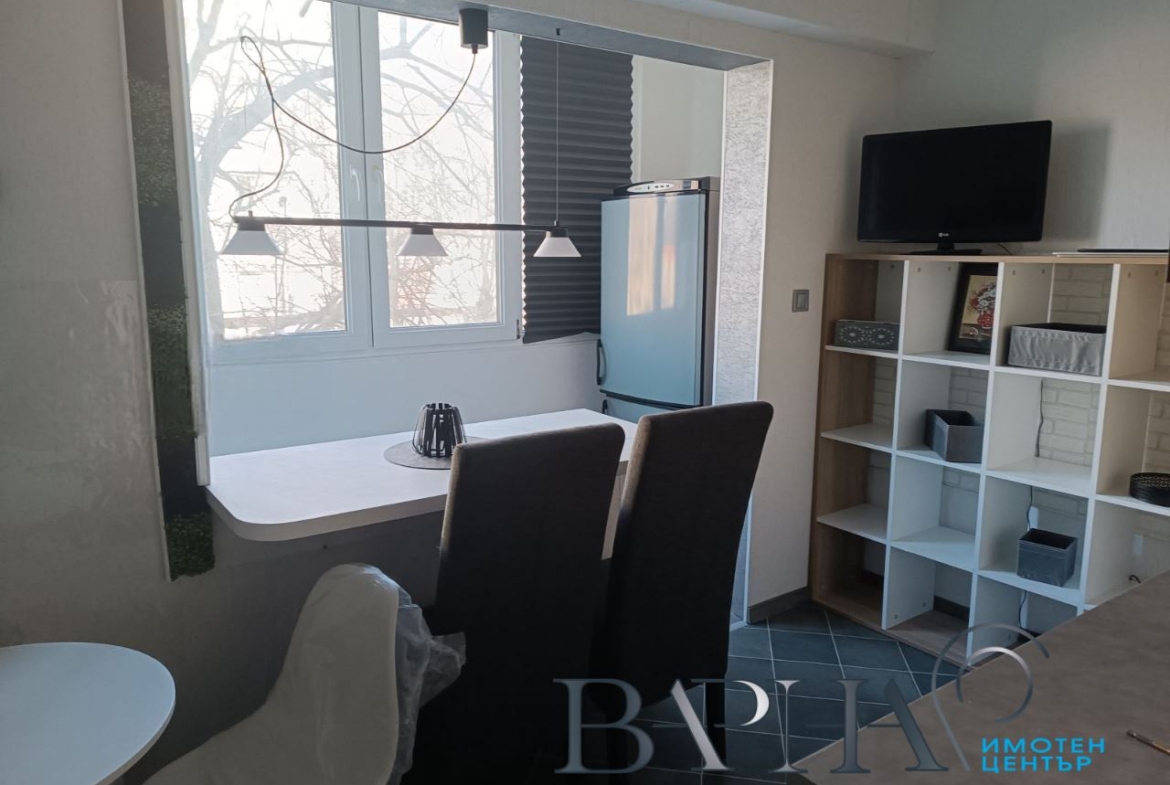 3-стаен - Варна, Цветен - 0