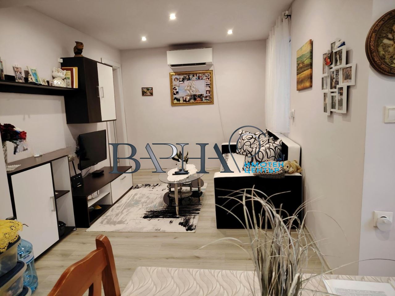 Продава Къща с Двор в с. Аврен-0 Продава Къща с Двор в с. Аврен - 0