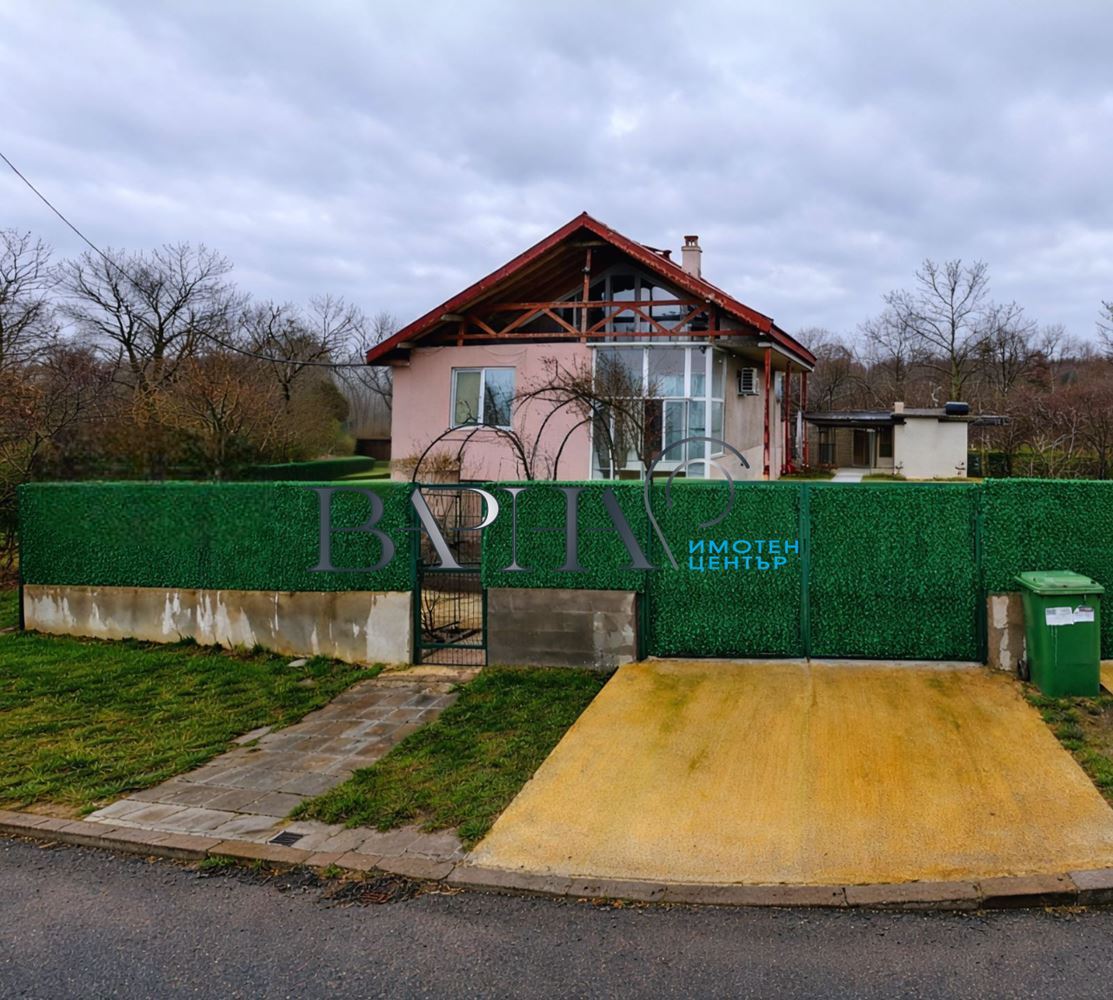 Продава Къща с Двор в с. Аврен-0 Продава Къща с Двор в с. Аврен - 0