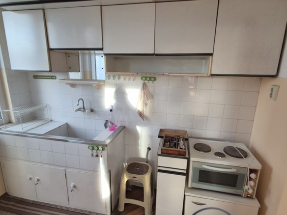 3-стаен - Варна, Колхозен пазар - 0