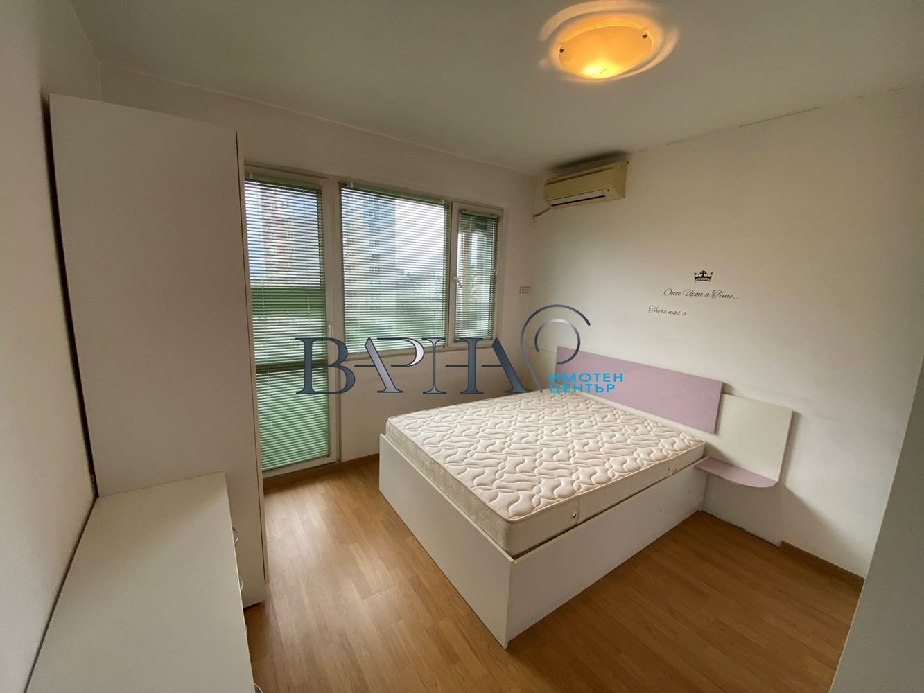 Продава Тристаен Апартамент Панелен Блок Трошево - 0