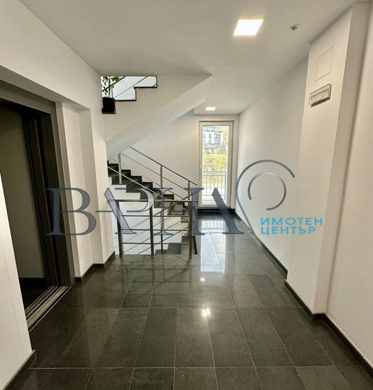 3-стаен - Варна, Цветен - 0