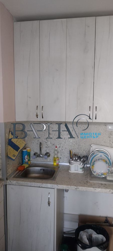 Продава Гарсониера След Ремонт в кв. Владиславово - 0