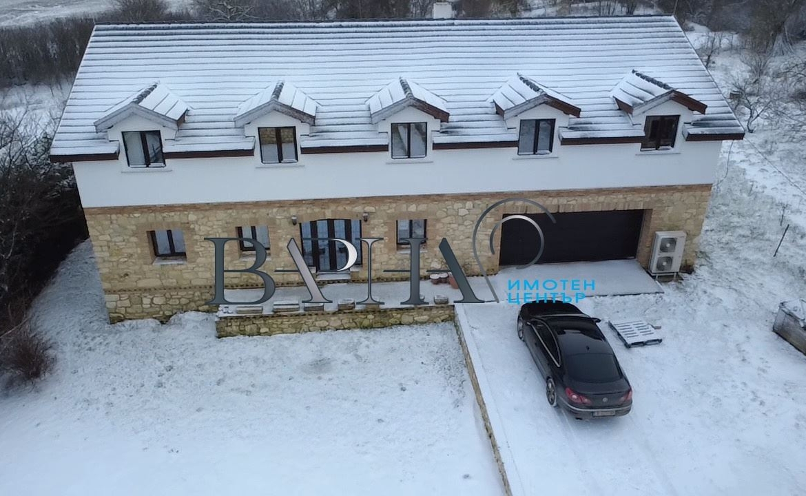 Къща - Варна, област, с.Изгрев - 0