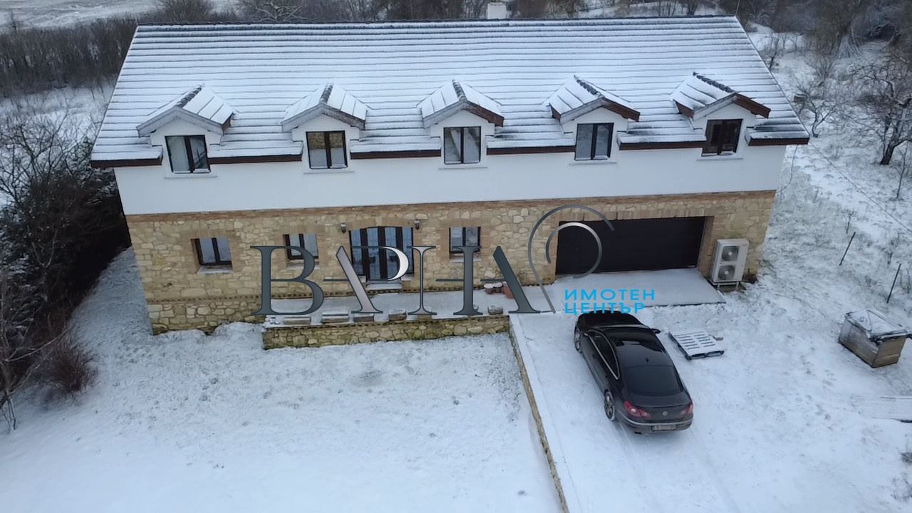 Къща - Варна, област, с.Изгрев - 0