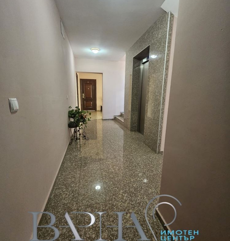 3-стаен - Варна, м-т Ален Мак - 0