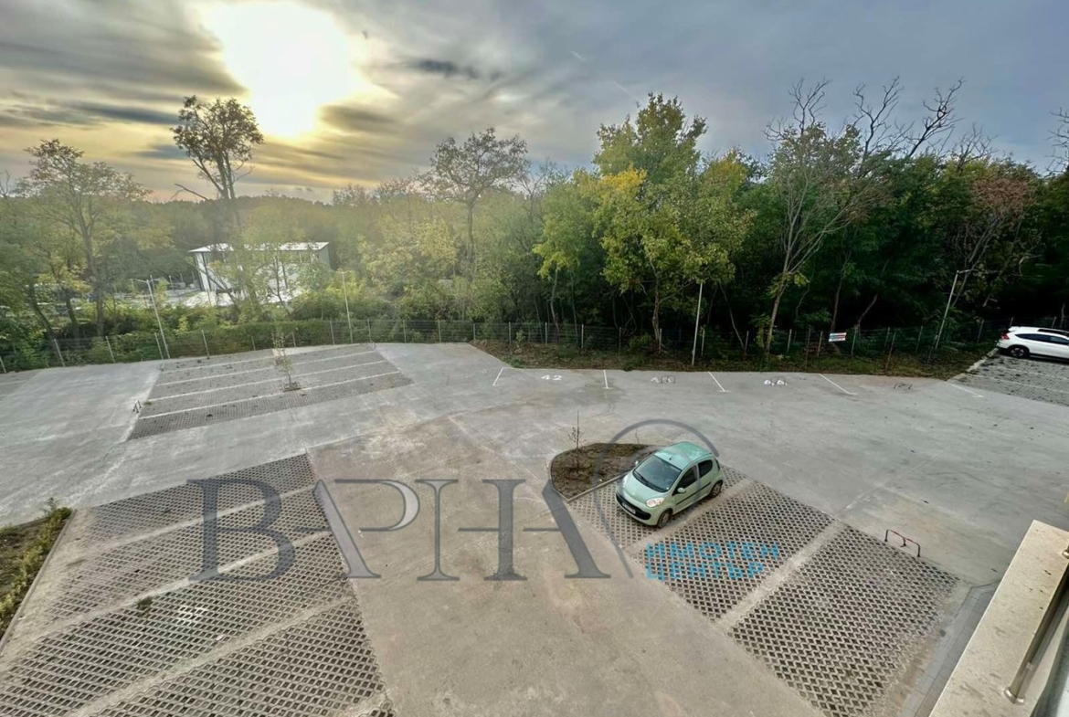 Офис - Варна, Трошево - 0