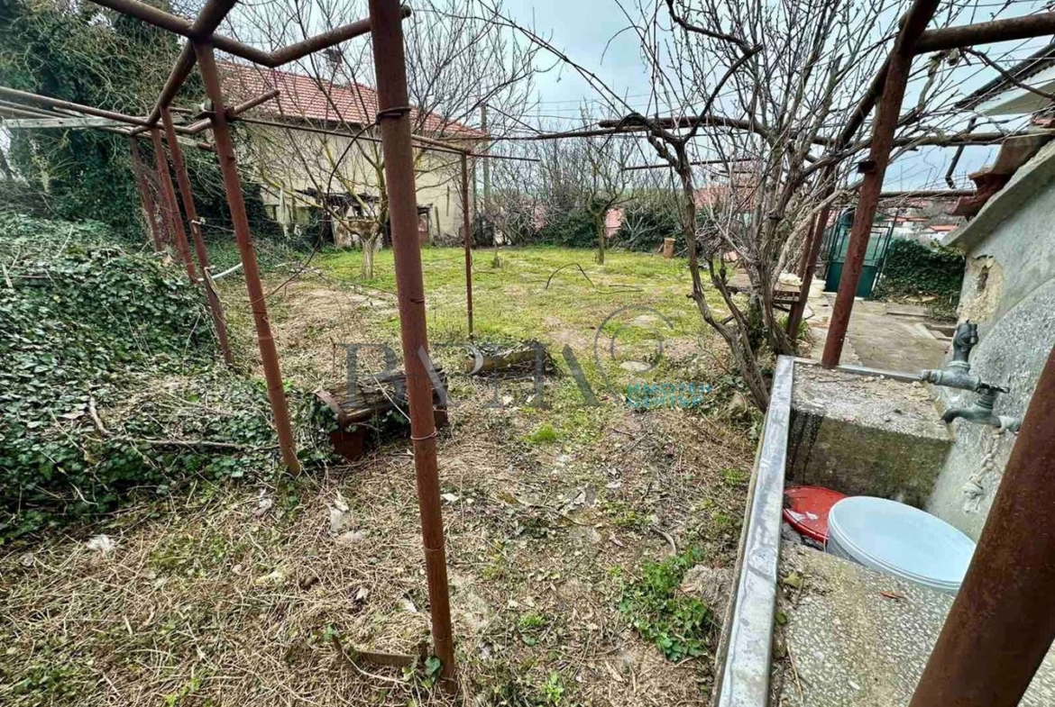 Къща - Варна, област, с.Куманово - 0