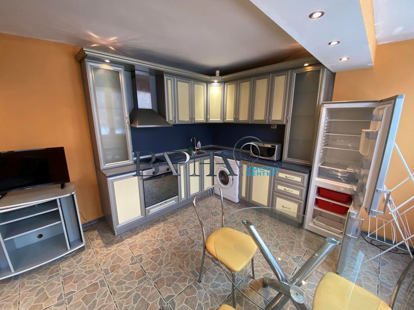 2-стаен - Варна, Генералите - 0