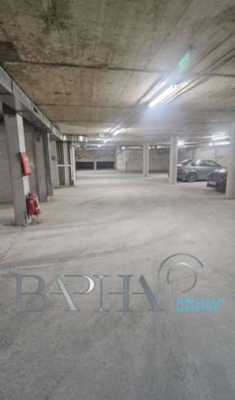 Гараж - Варна, Левски - 0