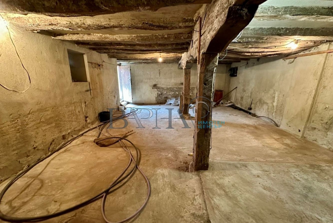 Къща - Варна, област, с.Куманово - 0