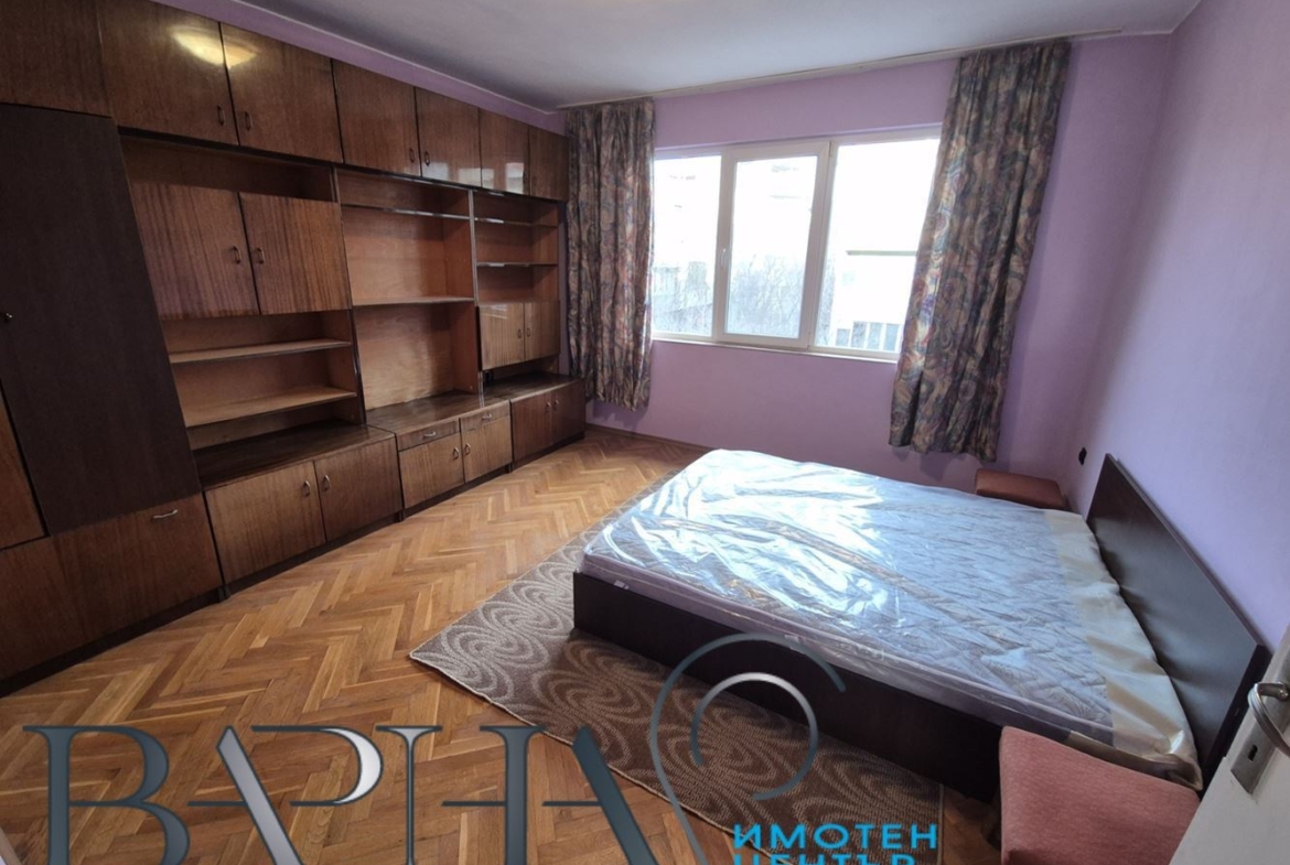 3-стаен - Варна, Колхозен пазар - 0