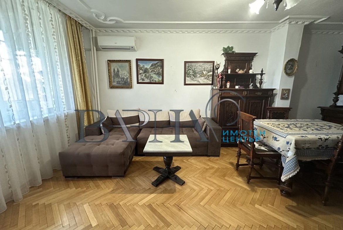 3-стаен - Варна, Лятно кино Тракия - 0