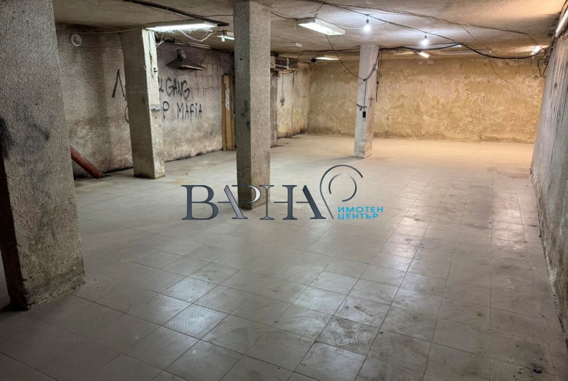 Гараж - Варна, Левски - 0