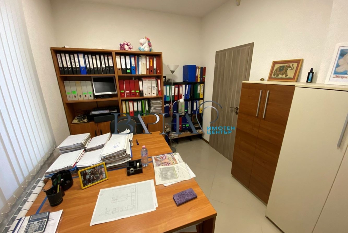 Офис - Варна, Бриз - 0