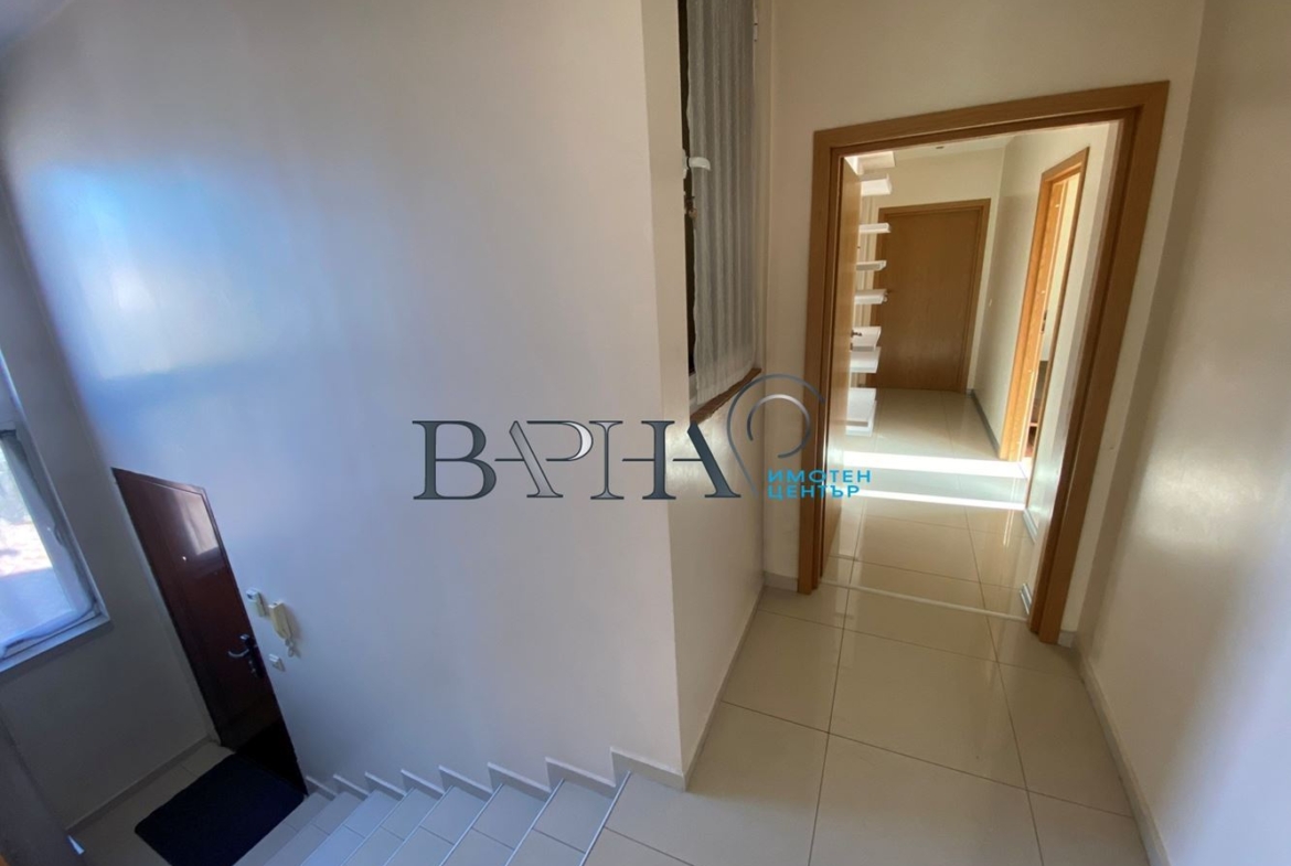 4-стаен - Варна, Погребите - 0