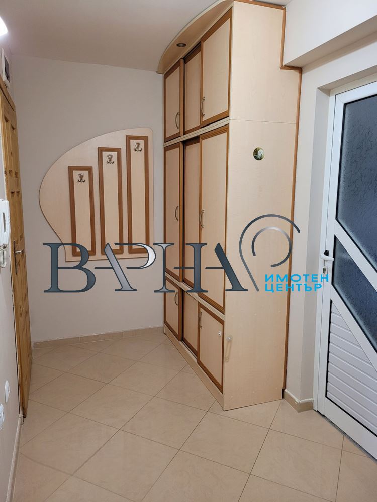 Под Наем Тристаен Обзаведен Апартамент - 0