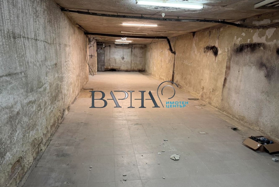 Гараж - Варна, Левски - 0