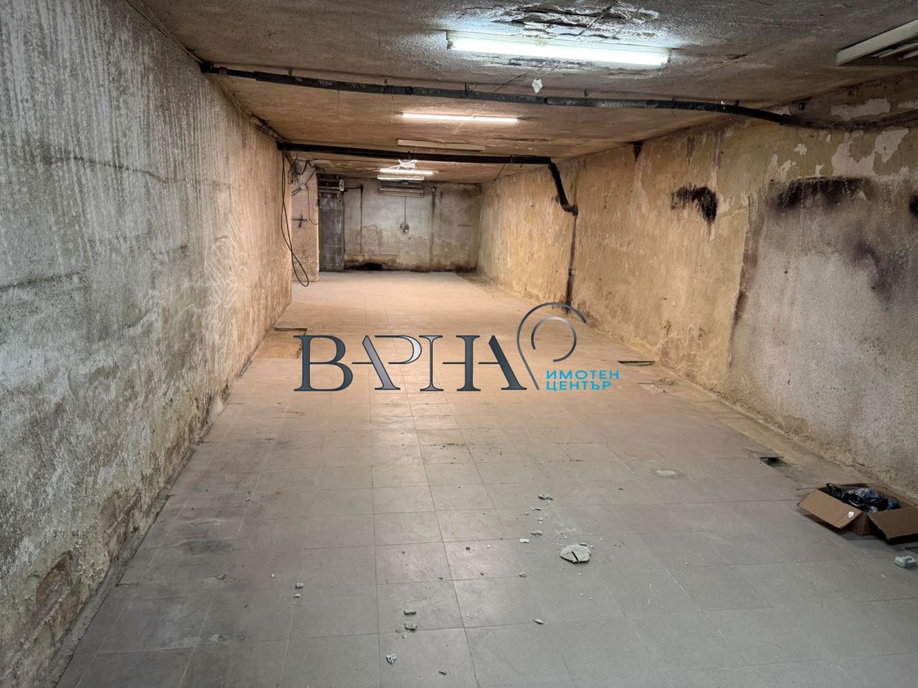 Гараж - Варна, Левски - 0