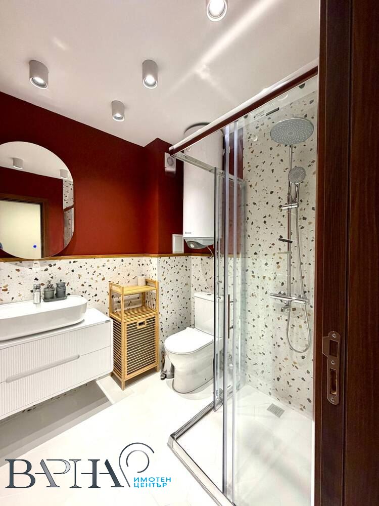 2-стаен - Варна, Младост 2 - 0