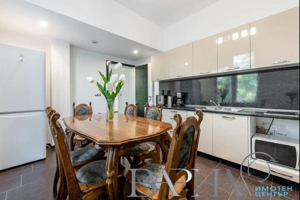 3-стаен - Варна, Център - 0