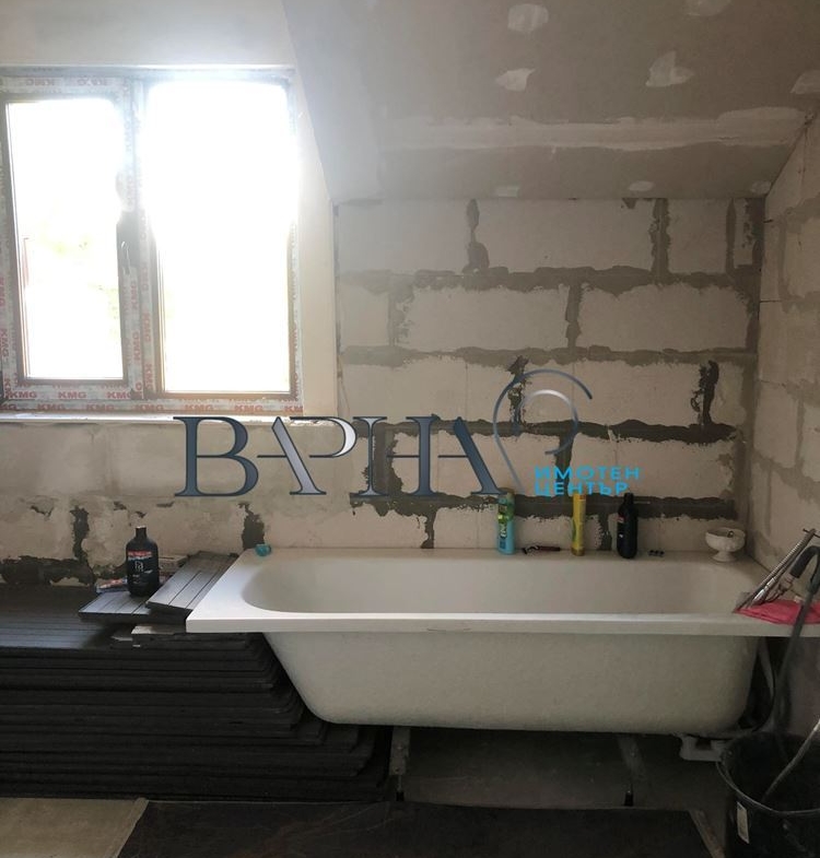 Къща - Варна, област, с.Изгрев - 0