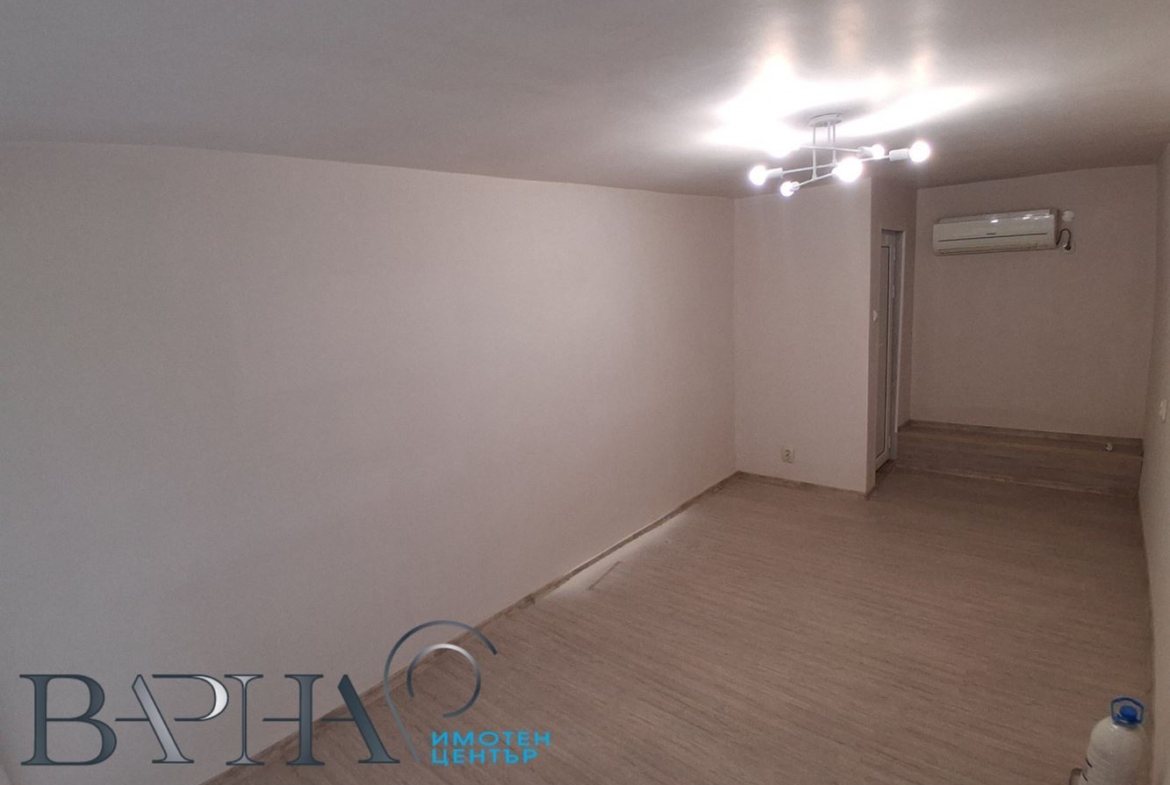 Офис - Варна, Зимно кино Тракия - 0