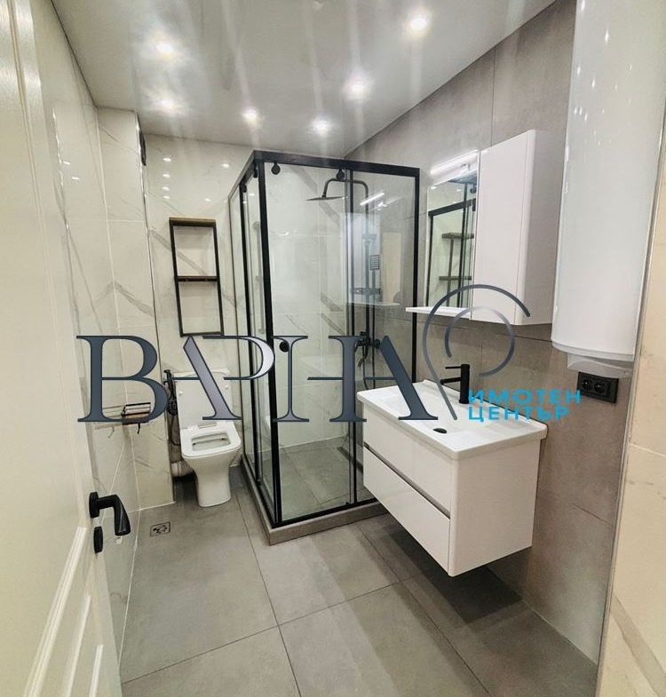 Продава Нов Двустаен Апартамент в Нова Сграда - 0