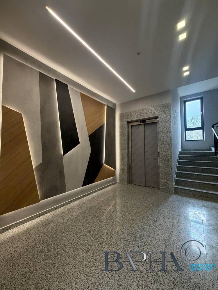 2-стаен - Варна, Младост 2 - 0