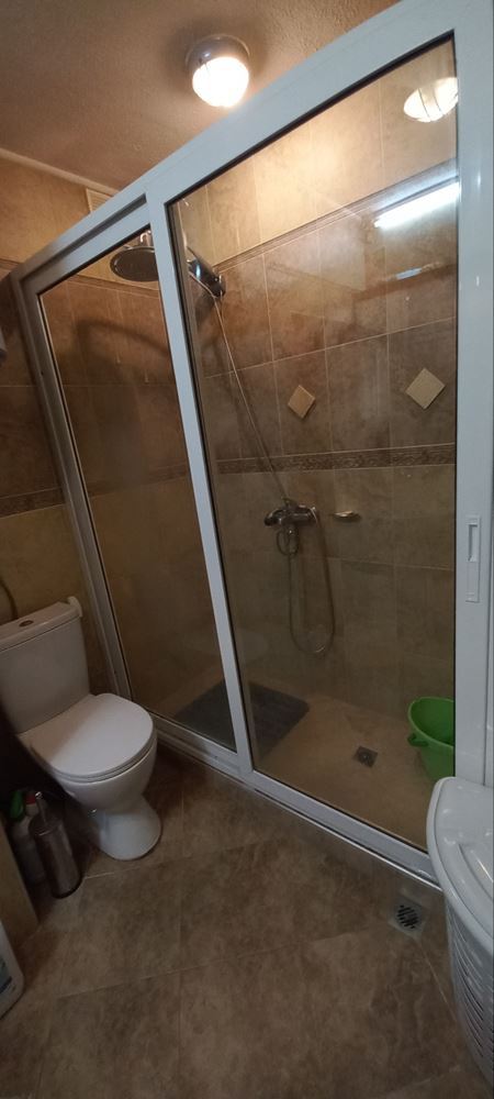 Продава Четиристаен Апартамент Тухлена Сграда - 0