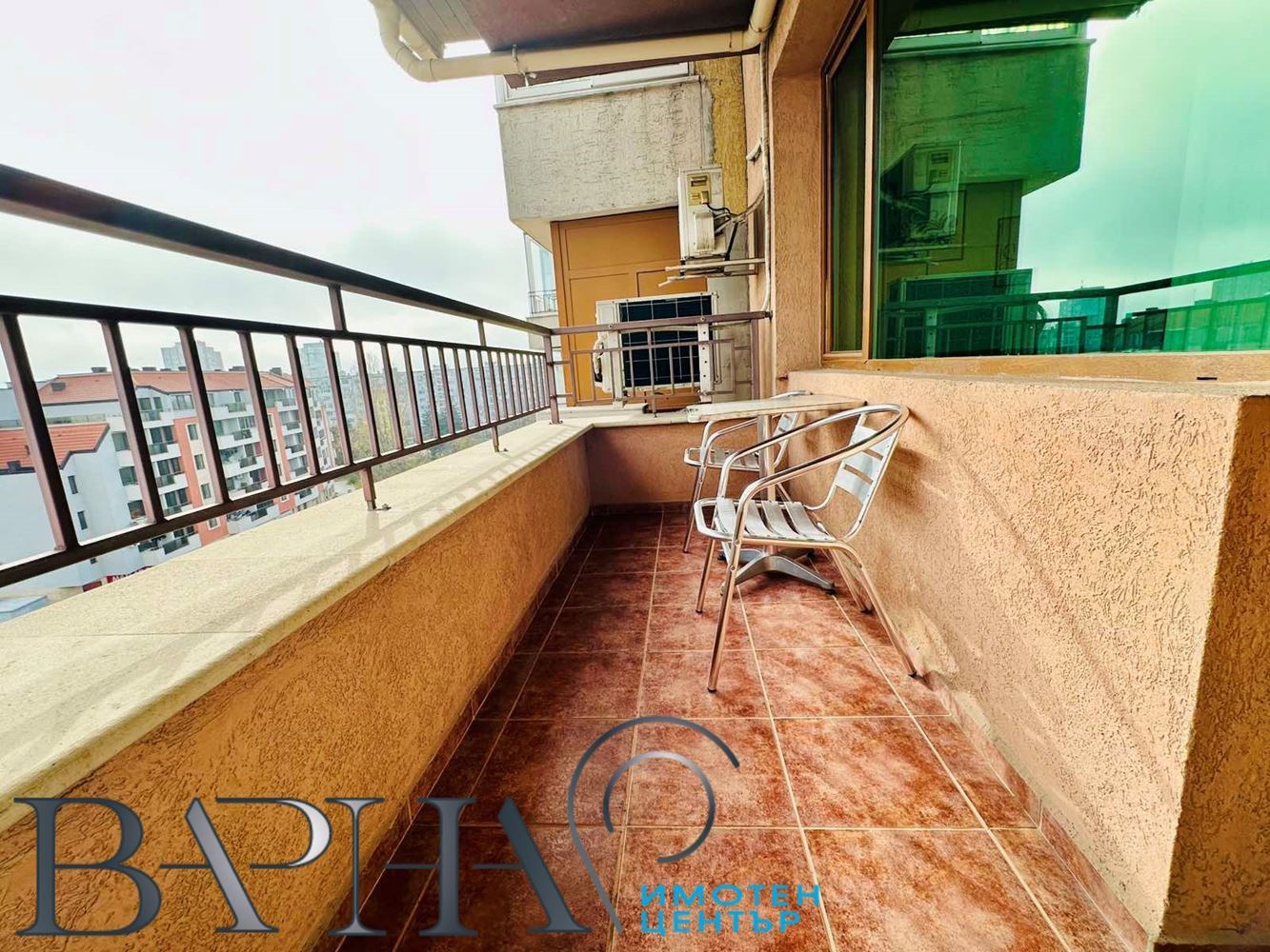 Двустаен апартамент с голяма тераса до ХЕИ - 0