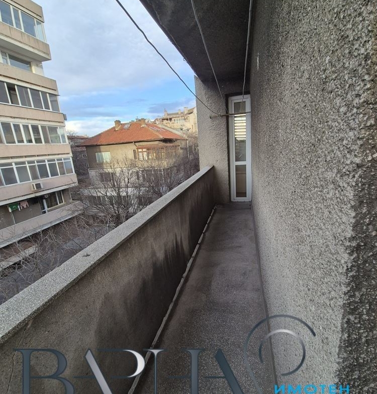 3-стаен - Варна, Колхозен пазар - 0