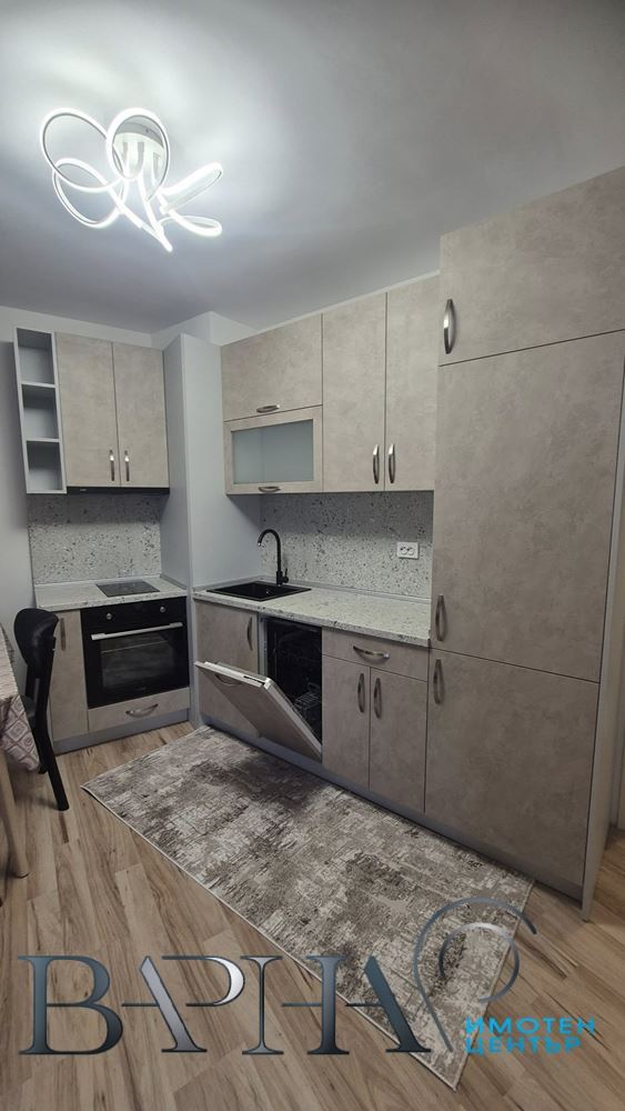 2-стаен - Варна, Младост 2 - 0